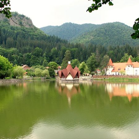 Villa Atriolum BaileTusnad Exteriér fotografie